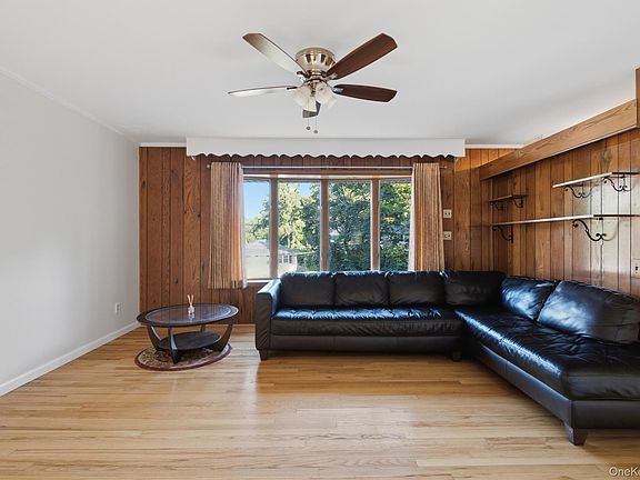 4th image of 3 Hardy Place