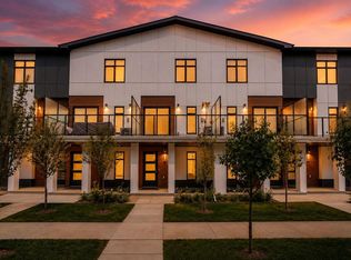 8235 N 8th Ave SW #110, Calgary, AB T3H 0R6