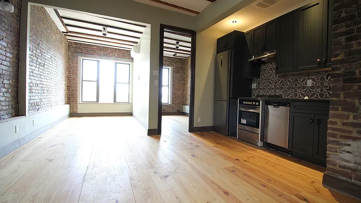 Rented by Nooklyn NYC LLC | media 12