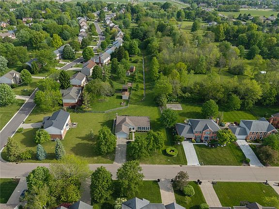 3rd image of 8288 White Hill Ln
