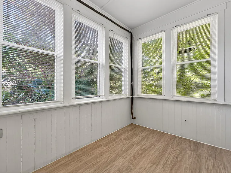 4147 N McVicker Ave #1 — Photo 17