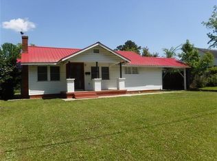 312 W Williamson St, Whiteville, NC 28472