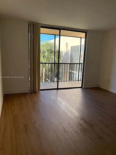 8700 SW 133rd Avenue Rd #409 Photo 1