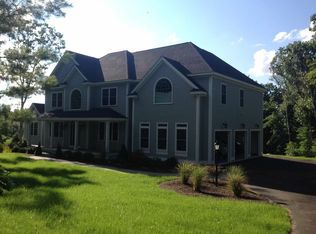 7 Bennington Rd, Windham, NH 03087