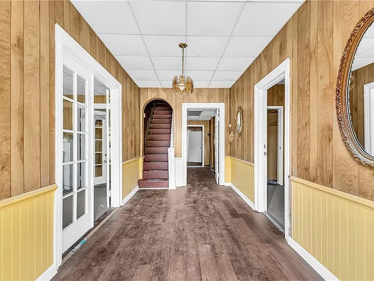 510 Edgewood Ave — Photo 3