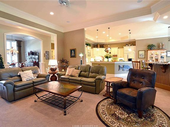 5th image of 269 Berwick Dr
