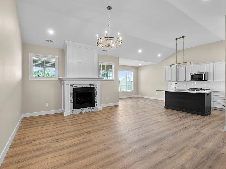 2272 Heywood Meadows Cpe — Photo 5