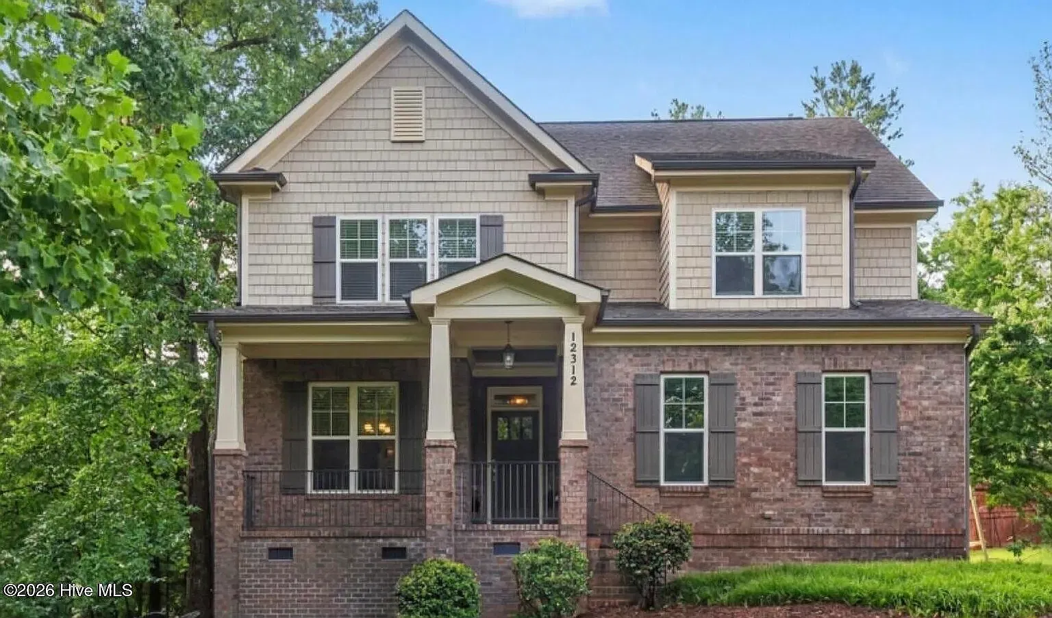 5 bed, 3012 sqft, $3,195 — Photo 1