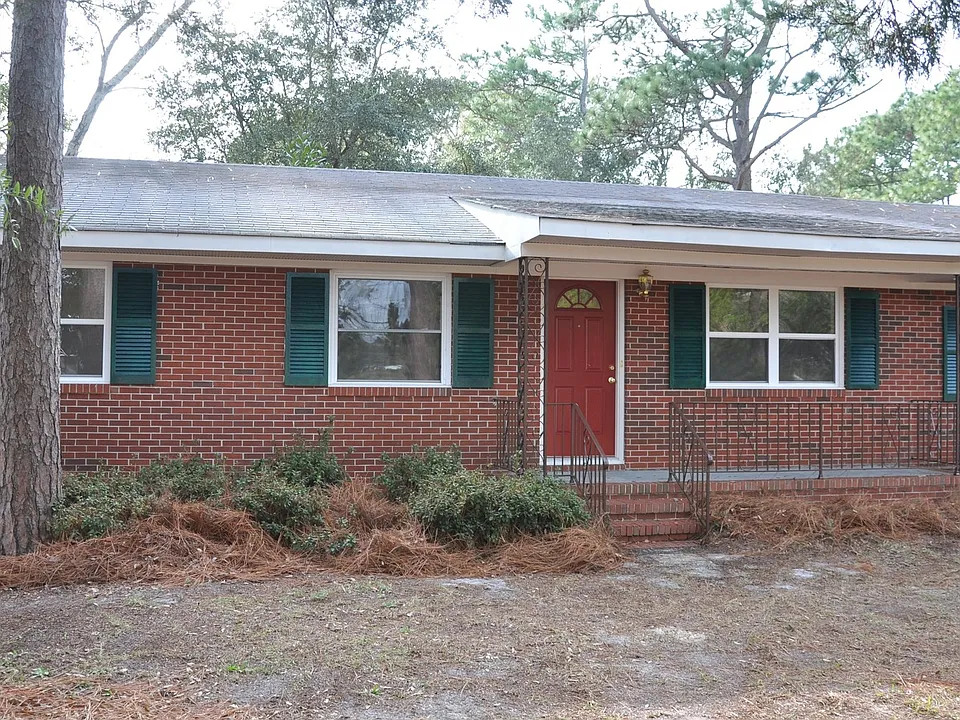 202 Wrenwood Cir