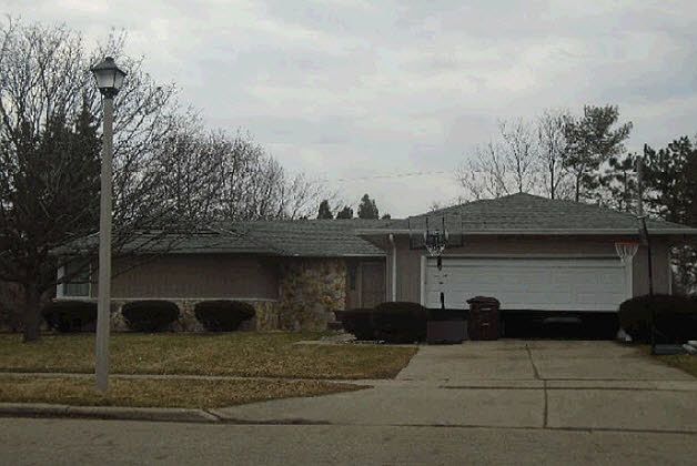 1st image of 821 Chesley Dr