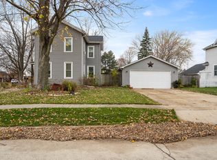 519 S Main St, Sandwich, IL 60548