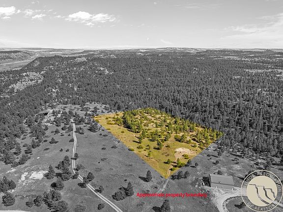 2nd image of 50 Medicine Crow Rd