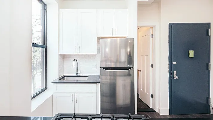 Rented by Nooklyn NYC LLC | media 41