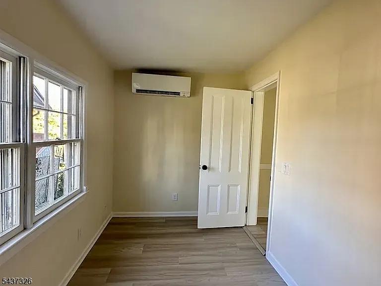 249 Speedwell Ave — Photo 7