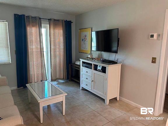 5th image of 400 Plantation Rd #1113