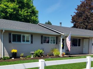 457 NW Yonia Ct, Hillsboro, OR