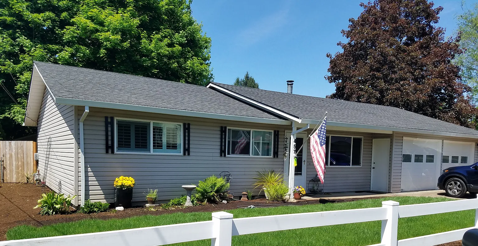 457 NW Yonia Ct photo 1
