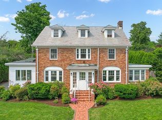 20 Mandalay Rd, Newton, MA 02459
