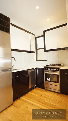 Rented by BRICK & GALO REALTY CORP | media 27