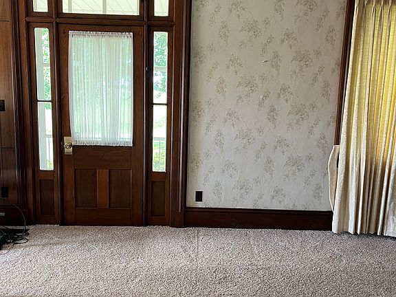 4th image of 237 W Township Road 28