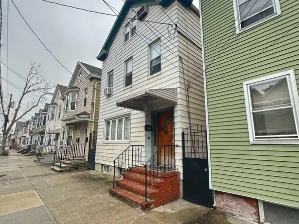 23 Marne St, Newark, NJ 07105