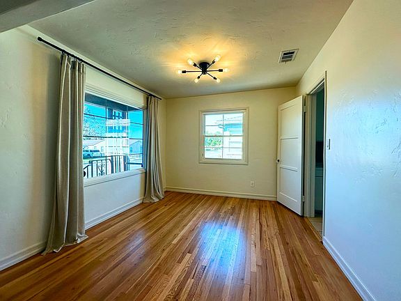 3rd image of 4475 70th St