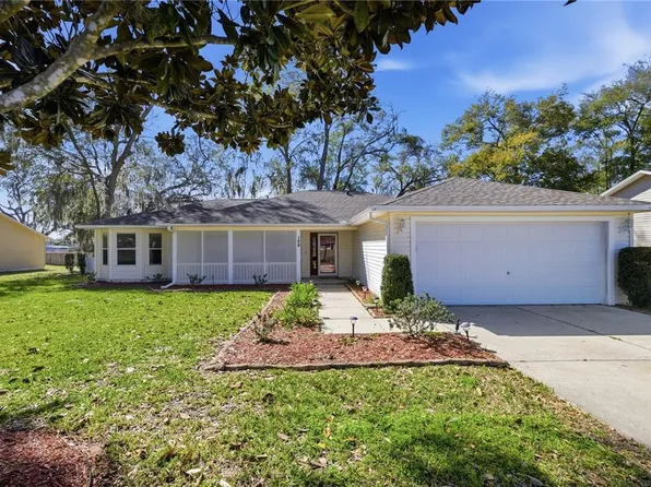 108 Cherry Blossom Ln, Lady Lake, FL 32159