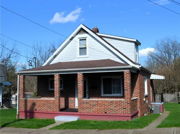 1720 Kensington St, New Kensington, PA 15068