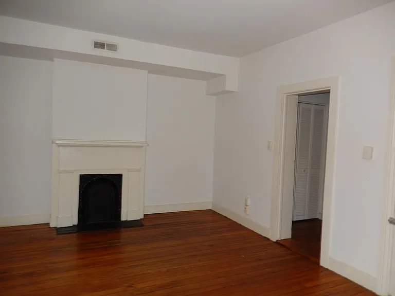 106 S Pine St — Photo 49