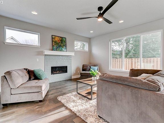 4th image of 21472 NW Kenai Ct