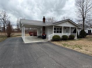 306 E South St, Advance, MO 63730