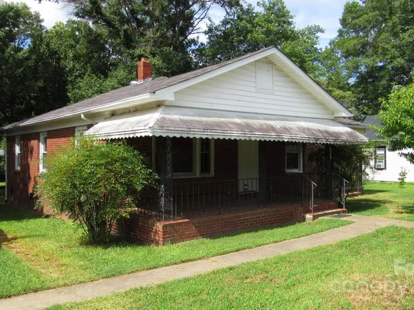 708 S Mountain St, Cherryville, NC 28021