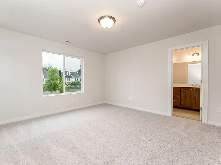 744 NW 178th Way — Photo 20