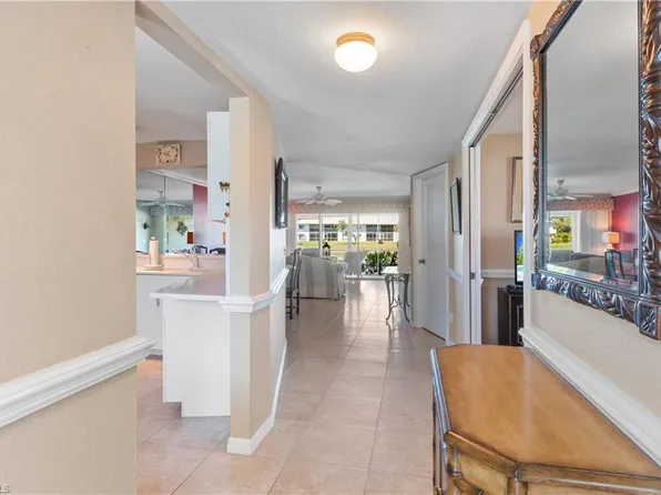 515 Gabriel CIR #1901, NAPLES, FL 34104