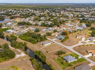 395 San Cristobal Ave #19, Punta Gorda, FL 33983