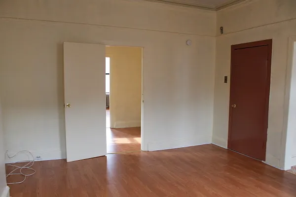 Rented by H.P. Greenfield Real Estate | media 4