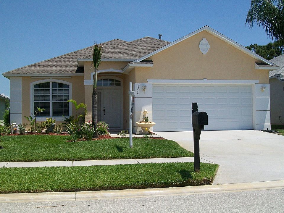 Bright, Inviting Exterior