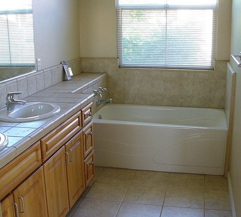 4th image of 5036 Gelia Way
