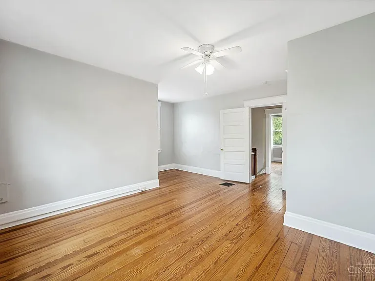 2964 Deckebach Ave — Photo 17