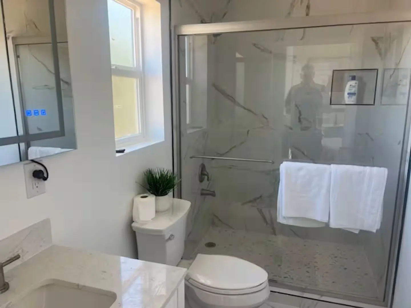 1 bed, $1,600 — Photo 4