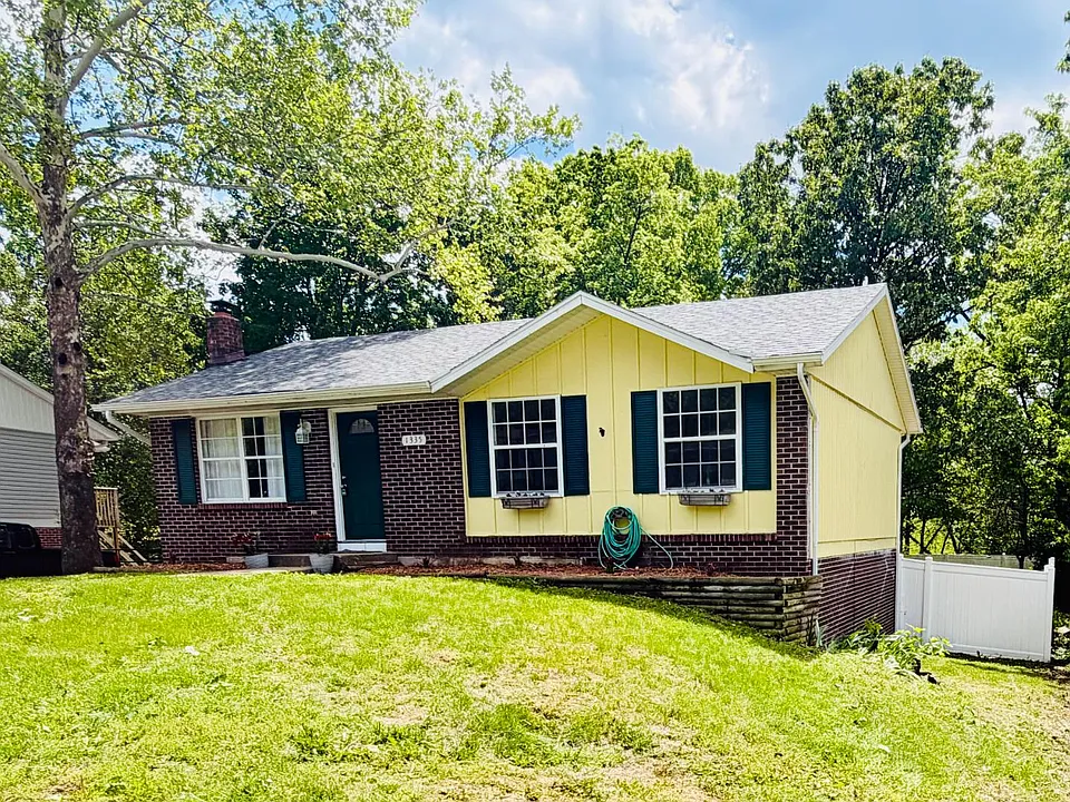 1335 Grandview Dr