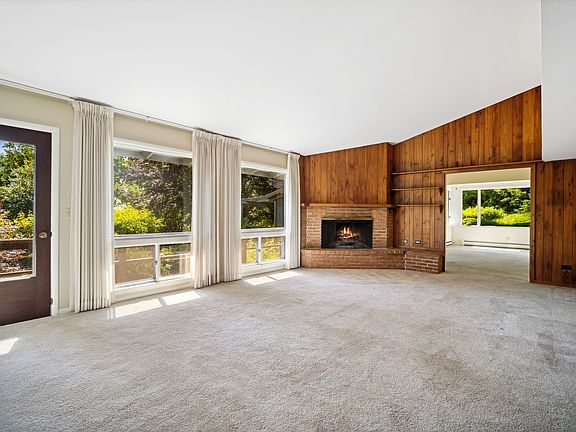 5th image of 1039 Beau Brummel Dr
