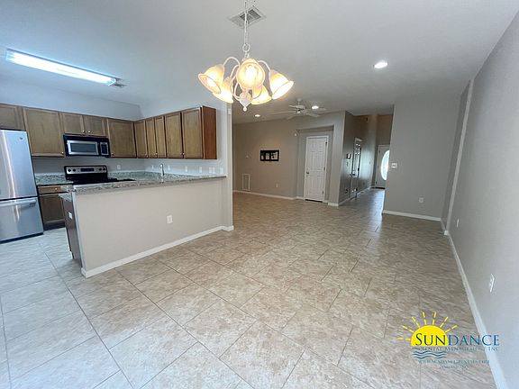 3rd image of 519 31st St
