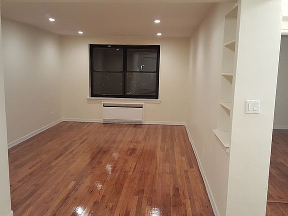 3rd image of 21306 75th Ave APT 1P