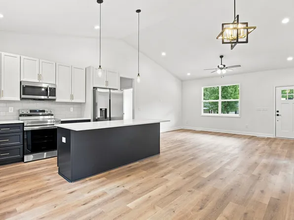 429 Tate Ave, Mebane, NC 27302