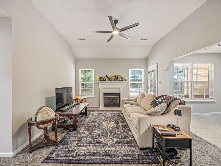 2056 Sylvan Lake Dr — Photo 26