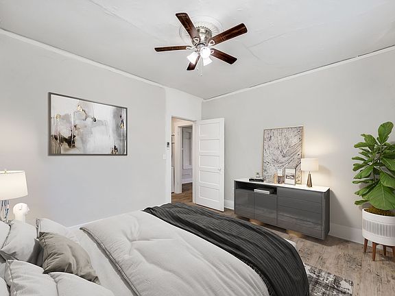 3rd image of 310 E Lambright St #308-4