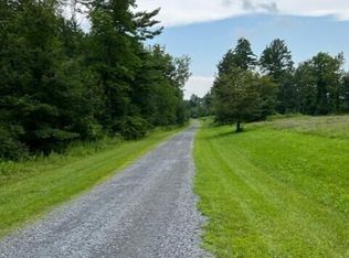 10 Dayspring Lane, Stillwater, NY 12170