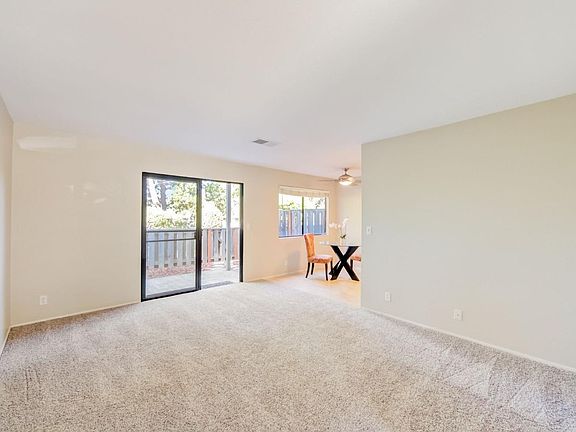 5th image of 900 Cambridge Drive #137