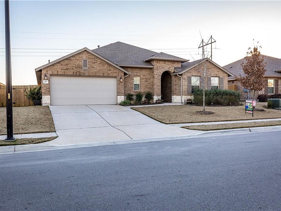 1st image of 109 Headwaters Dr